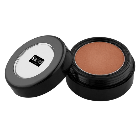 viaGlamour image of a Eyeshadow