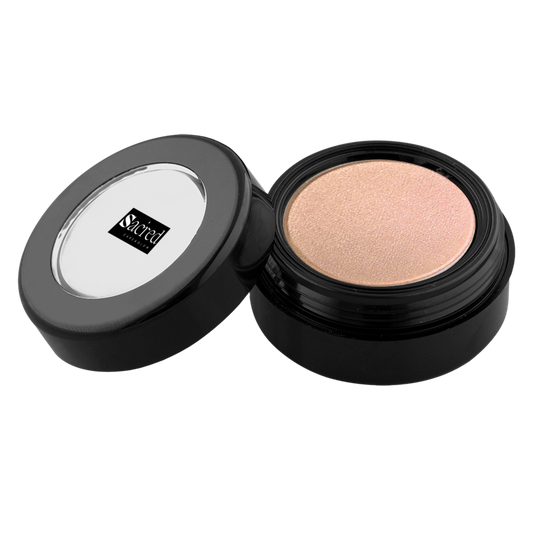 viaGlamour image of a Eyeshadow